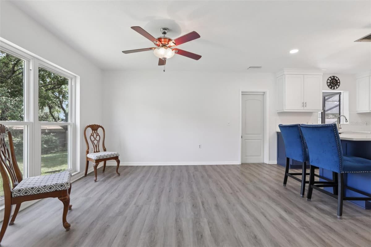 1009 BLACK KNIGHT DRIVE — photo 17 of 62