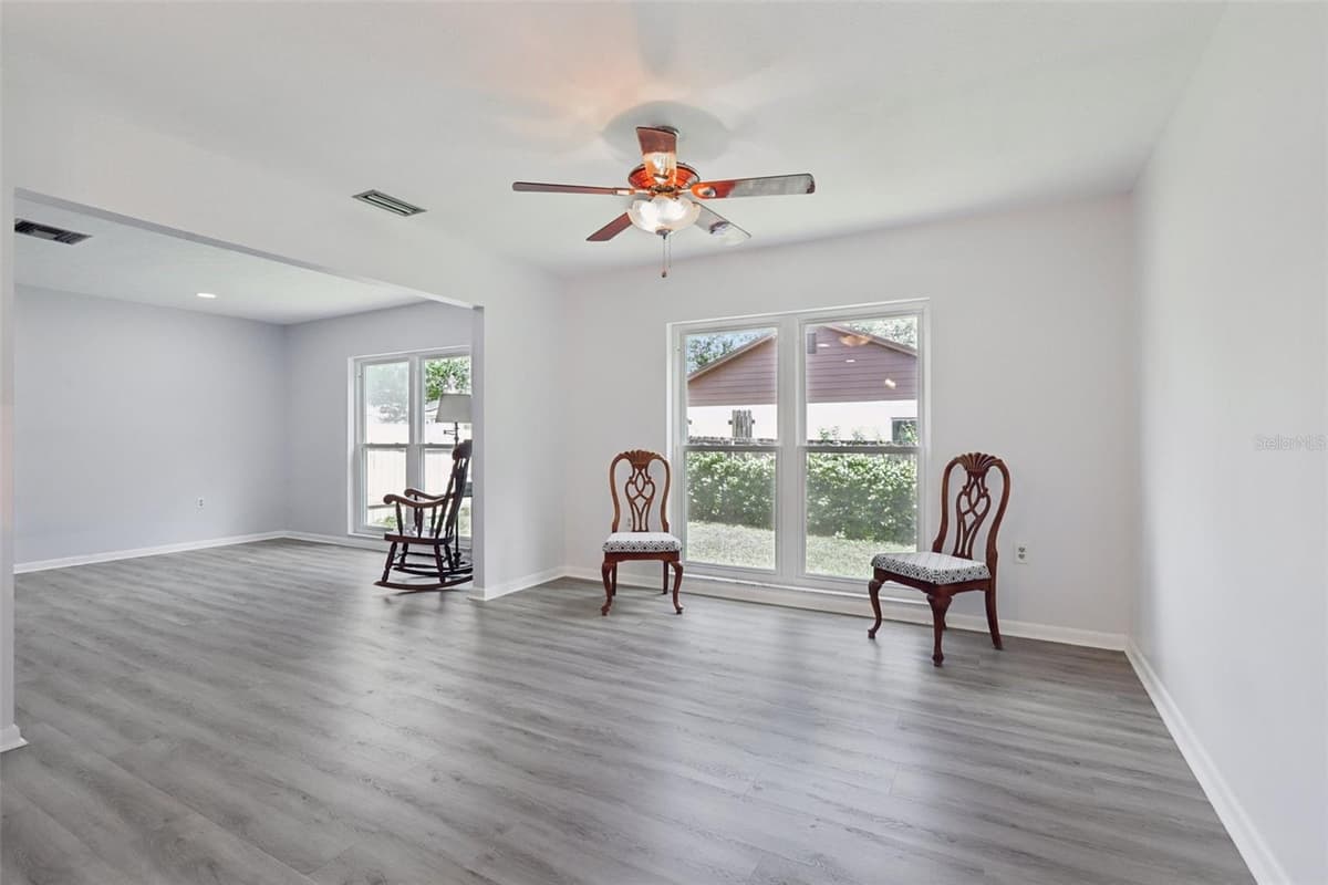 1009 BLACK KNIGHT DRIVE — photo 16 of 62
