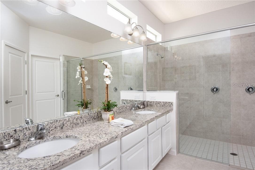 3850 OAKVILLE AVENUE — photo 8 of 33