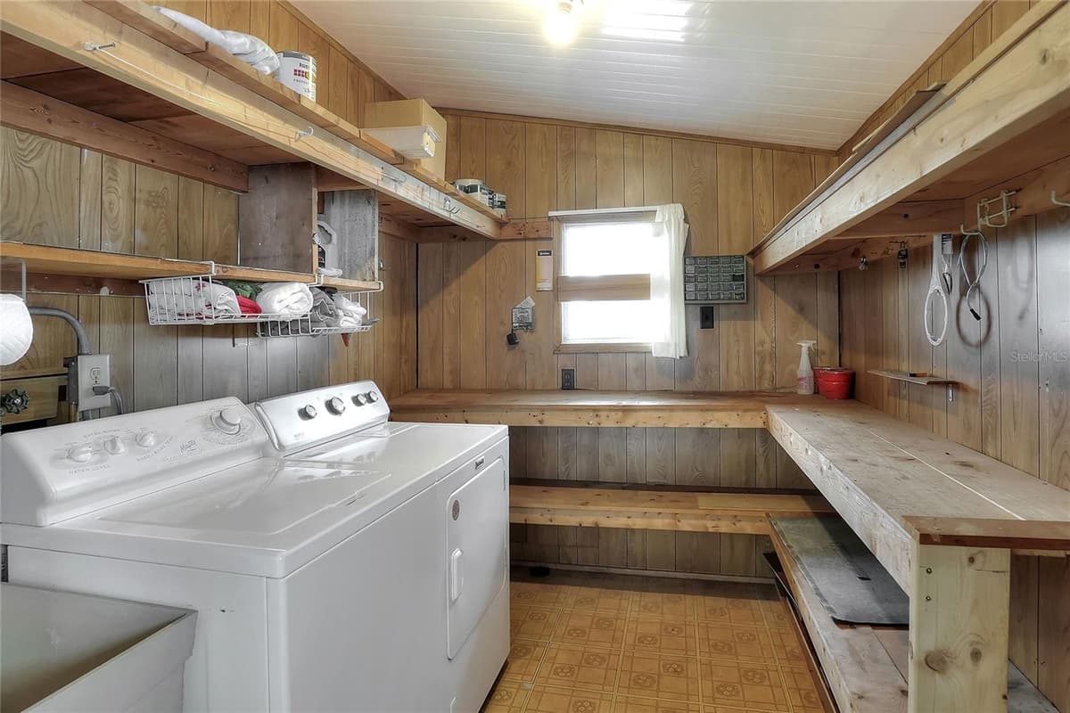 6308 BAYBERRY BOULEVARD — photo 30 of 51