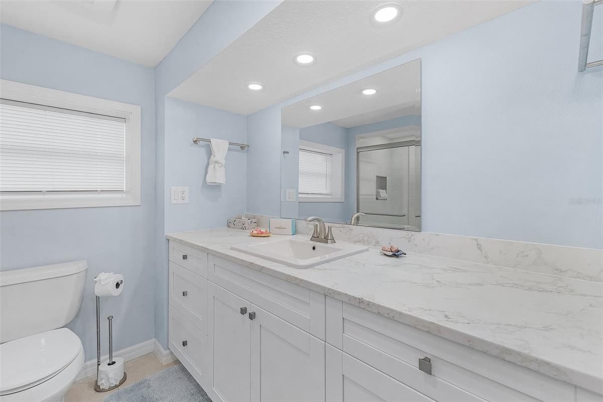 140 BAY MAR DRIVE — photo 20 of 37