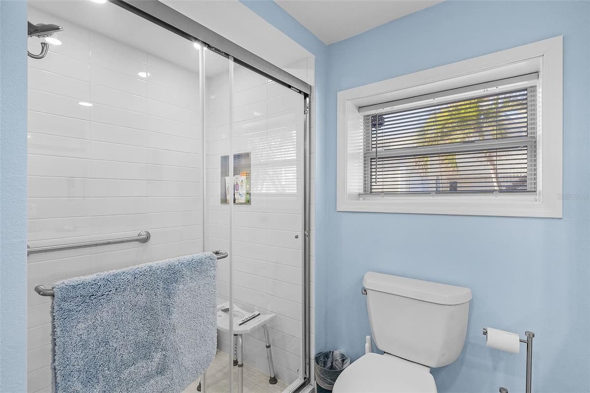 140 BAY MAR DRIVE — photo 21 of 37