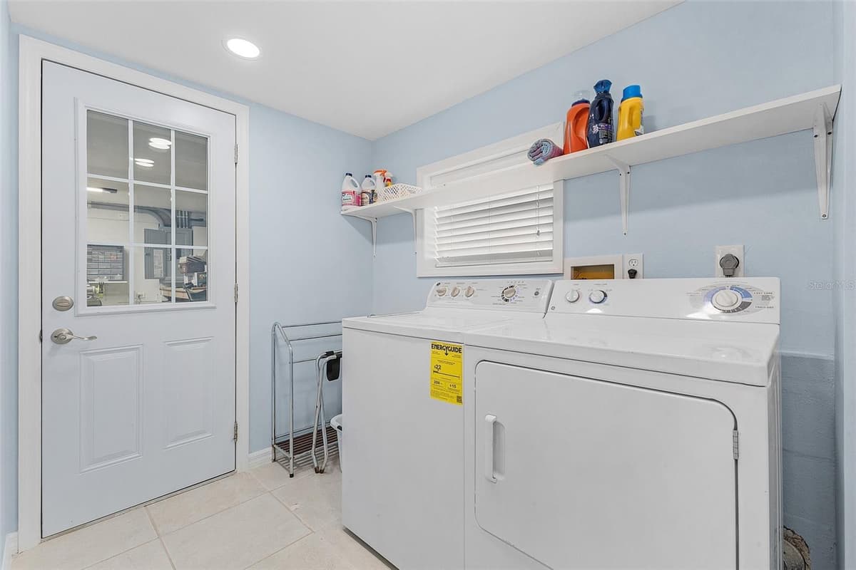 140 BAY MAR DRIVE — photo 23 of 37