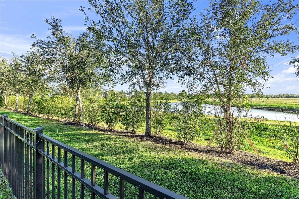 13930 OLD CREEK COURT — photo 33 of 56
