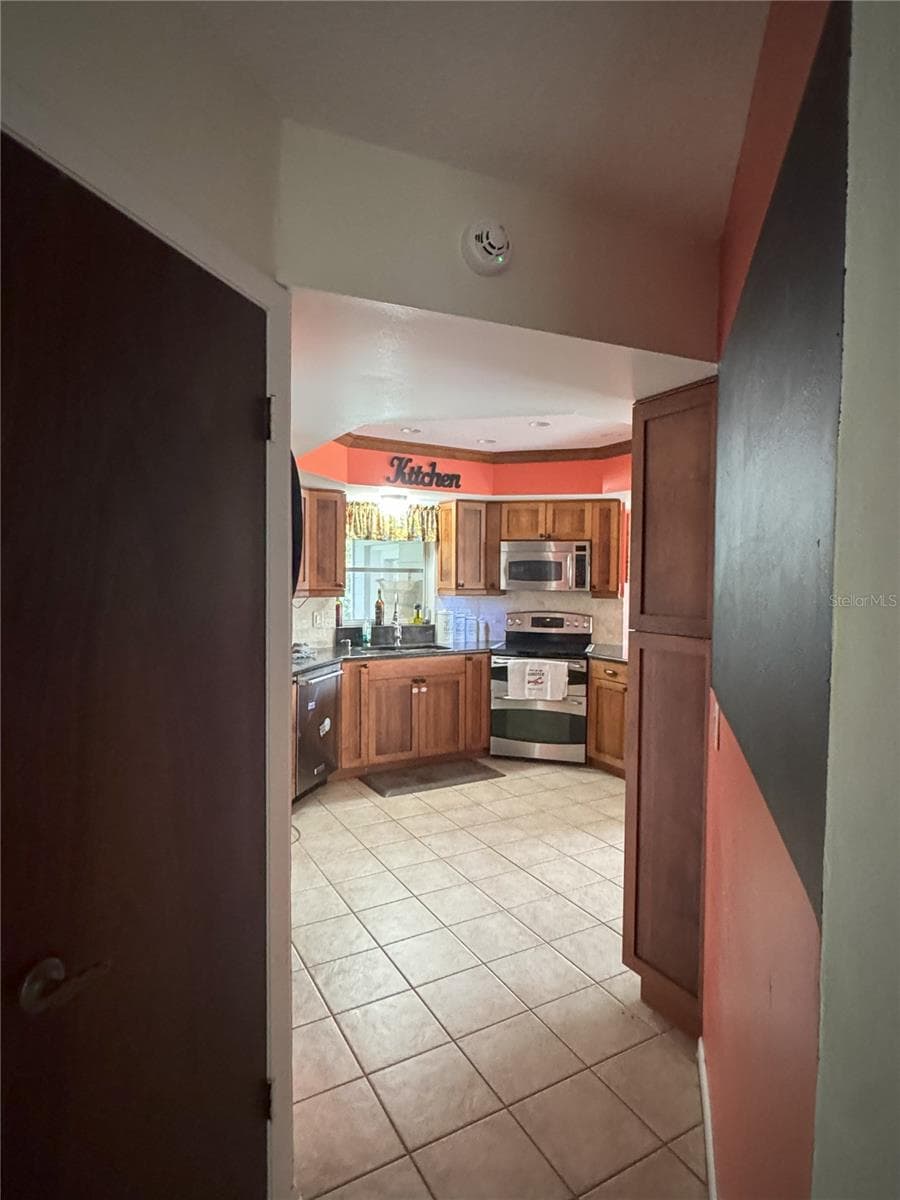3922 LAKE JOYCE DRIVE — photo 29 of 63