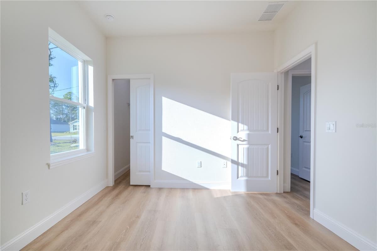 2 RAINBOW LANE — photo 20 of 42