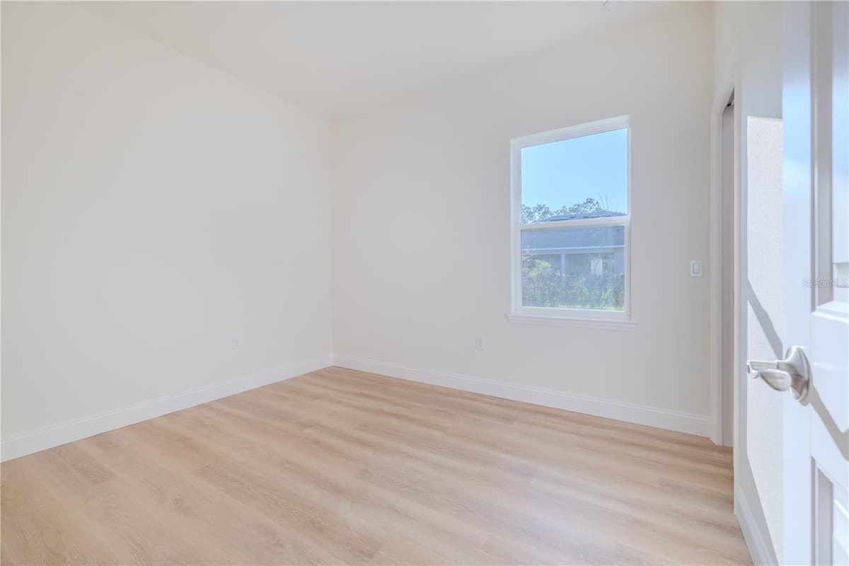 2 RAINBOW LANE — photo 22 of 42