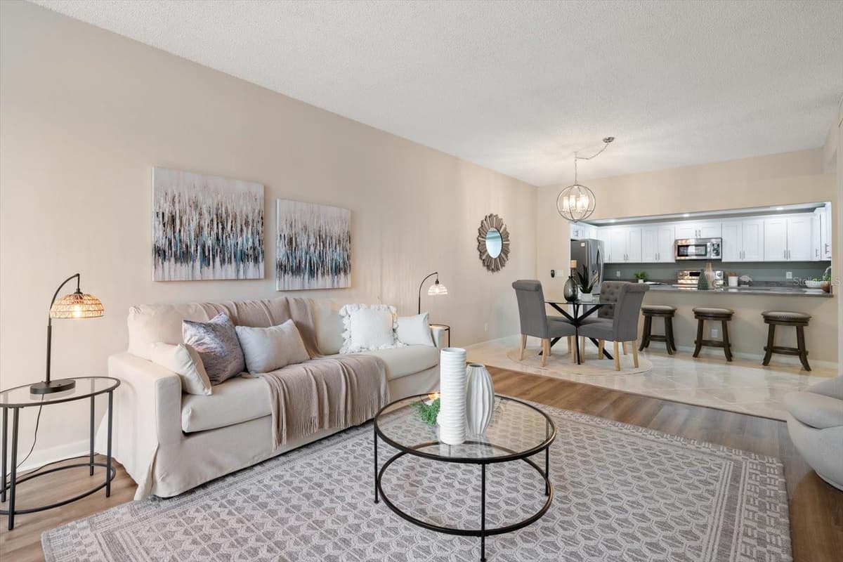 6 BELLEVIEW BOULEVARD — photo 11 of 55