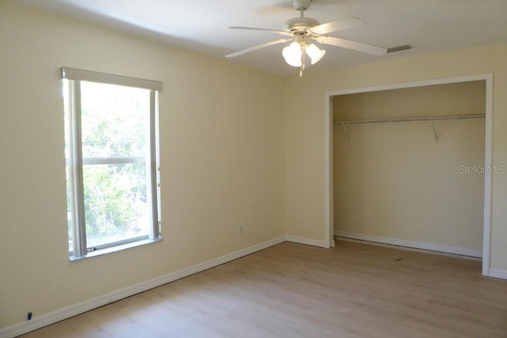 328 BAYTREE DRIVE — photo 20 of 34