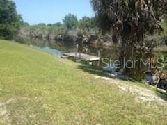 328 BAYTREE DRIVE — photo 32 of 34