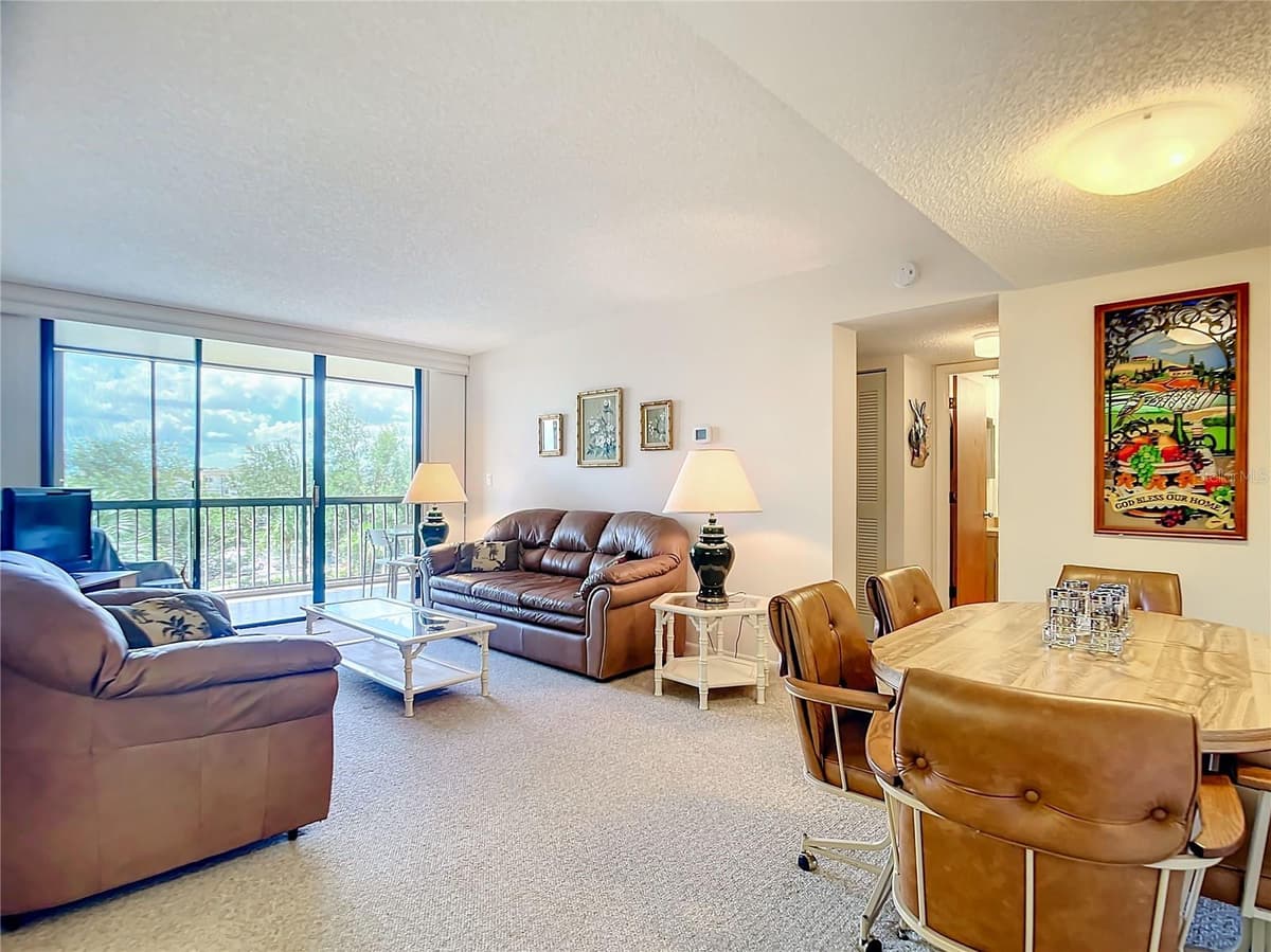 21405 OLEAN BOULEVARD — photo 10 of 38