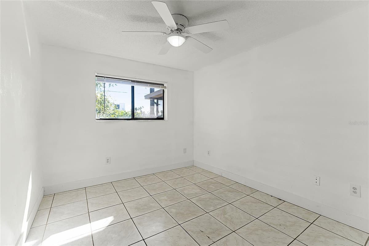 825 KOTTLE CIRCLE — photo 16 of 35