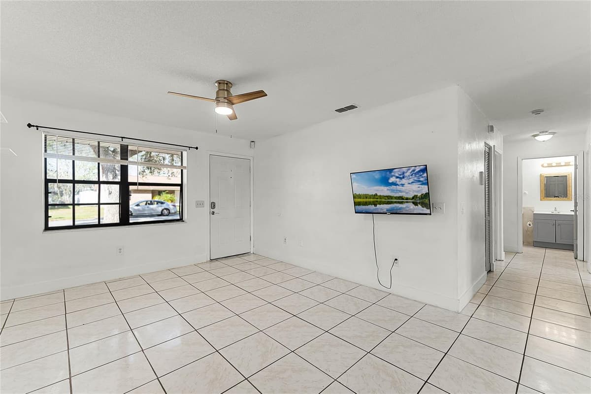 825 KOTTLE CIRCLE — photo 11 of 35