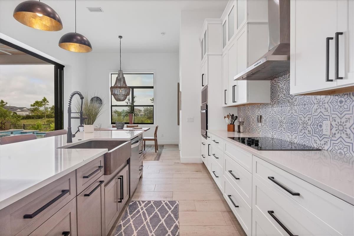 0 SYMCO AVENUE — photo 11 of 33
