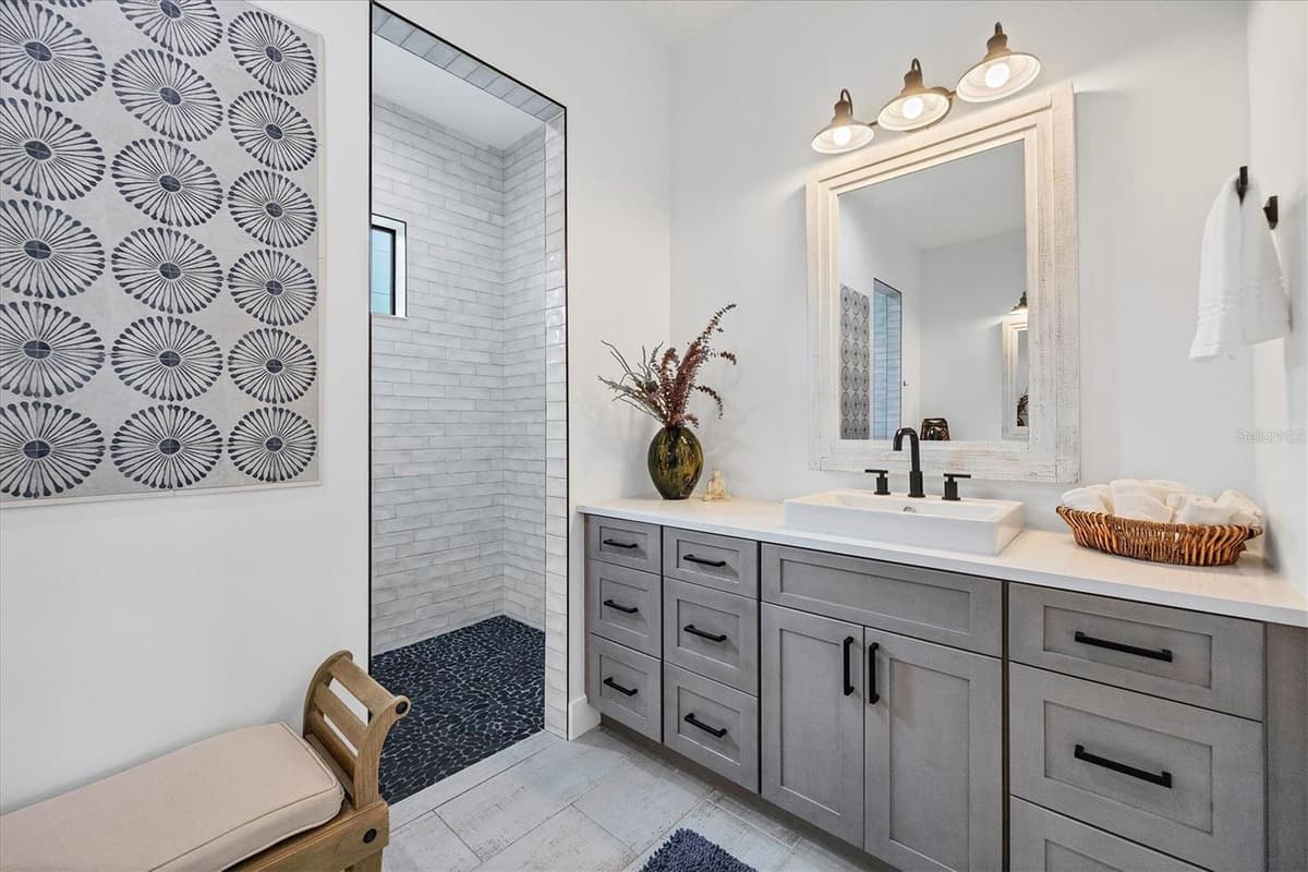 0 SYMCO AVENUE — photo 18 of 33