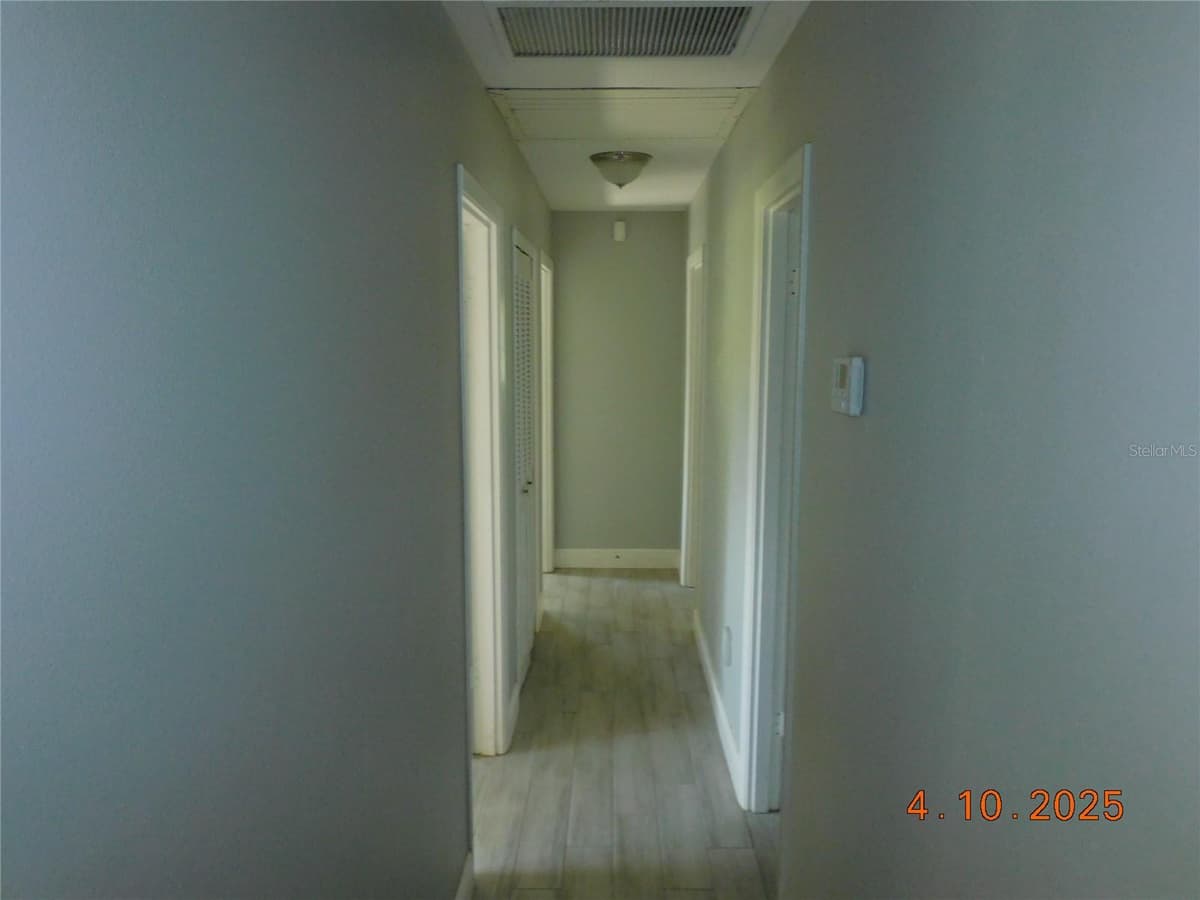 436 MICHIGAN AVENUE — photo 4 of 20