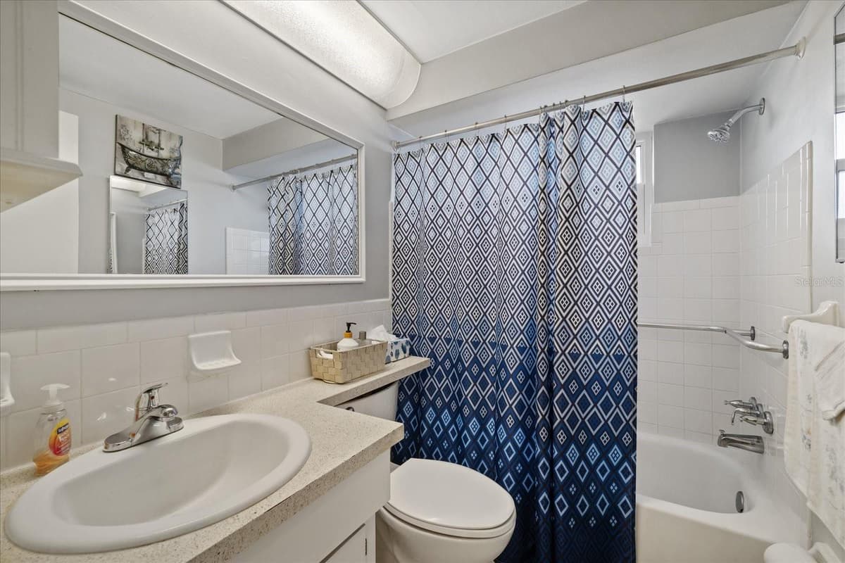 4231 RICHMERE DRIVE — photo 14 of 30