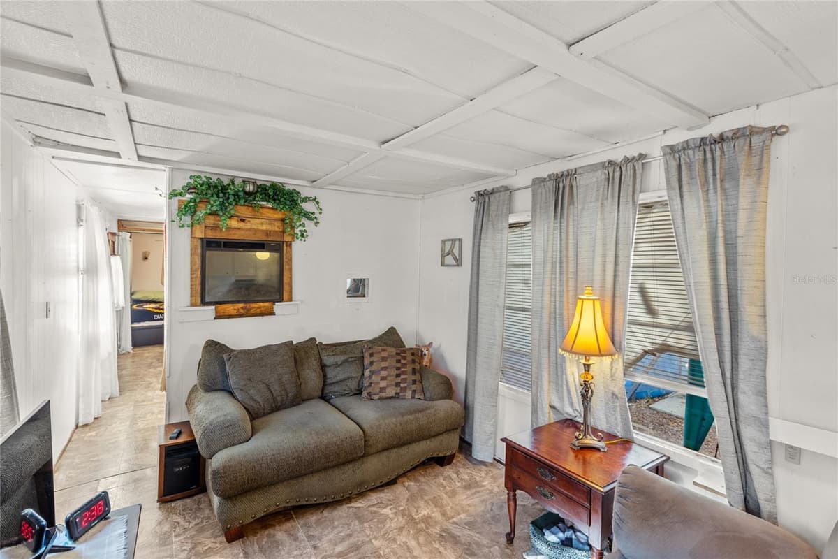 270 BAY STREET — photo 13 of 23