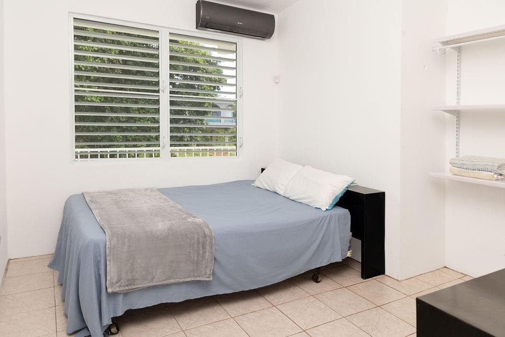 595 COMM. VILLA BORINQUEN — photo 15 of 17
