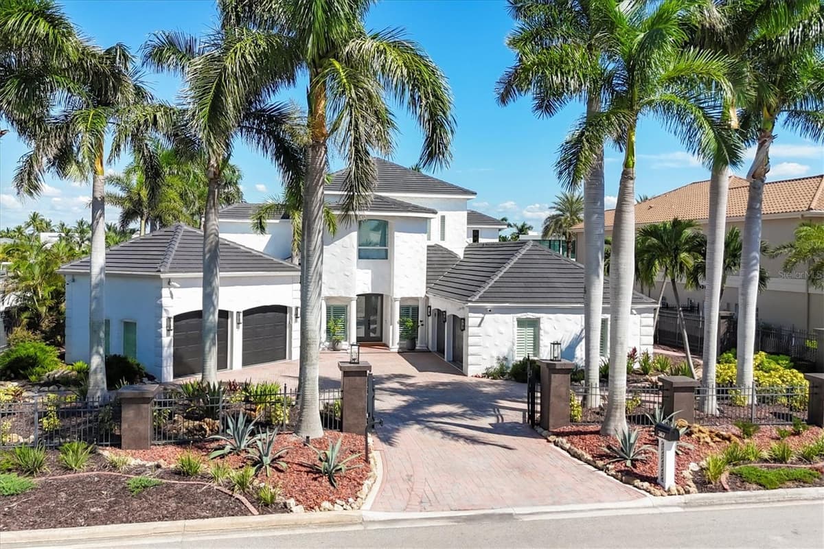 367 ROYAL FLAMINGO DRIVE — photo 1 of 79