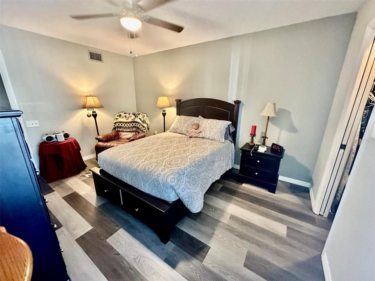 5207 TURQUOISE LANE — photo 12 of 26