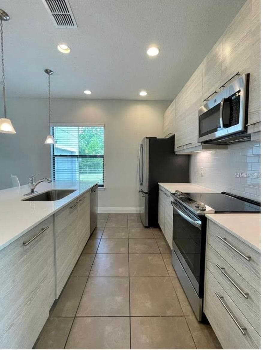 209 AIDANS LANDING — photo 3 of 8