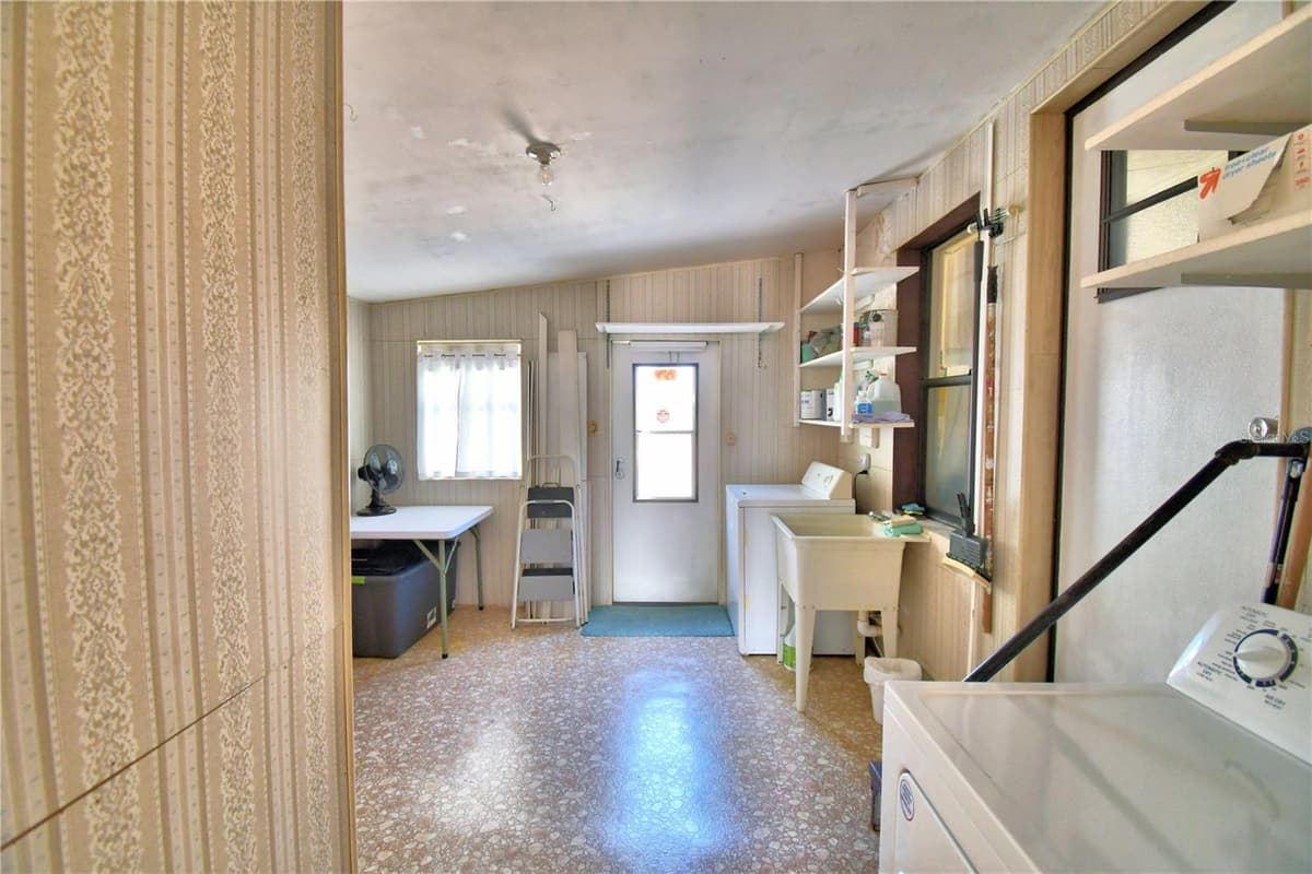 251 PATTERSON ROAD — photo 7 of 37