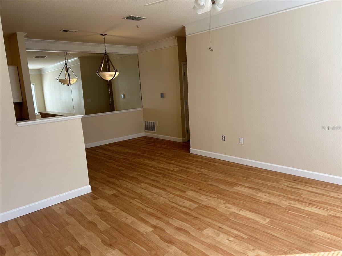 4802 51ST STREET — photo 5 of 15