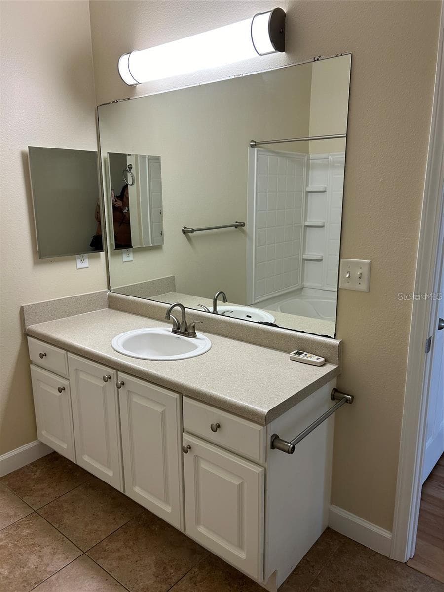 4802 51ST STREET — photo 7 of 15