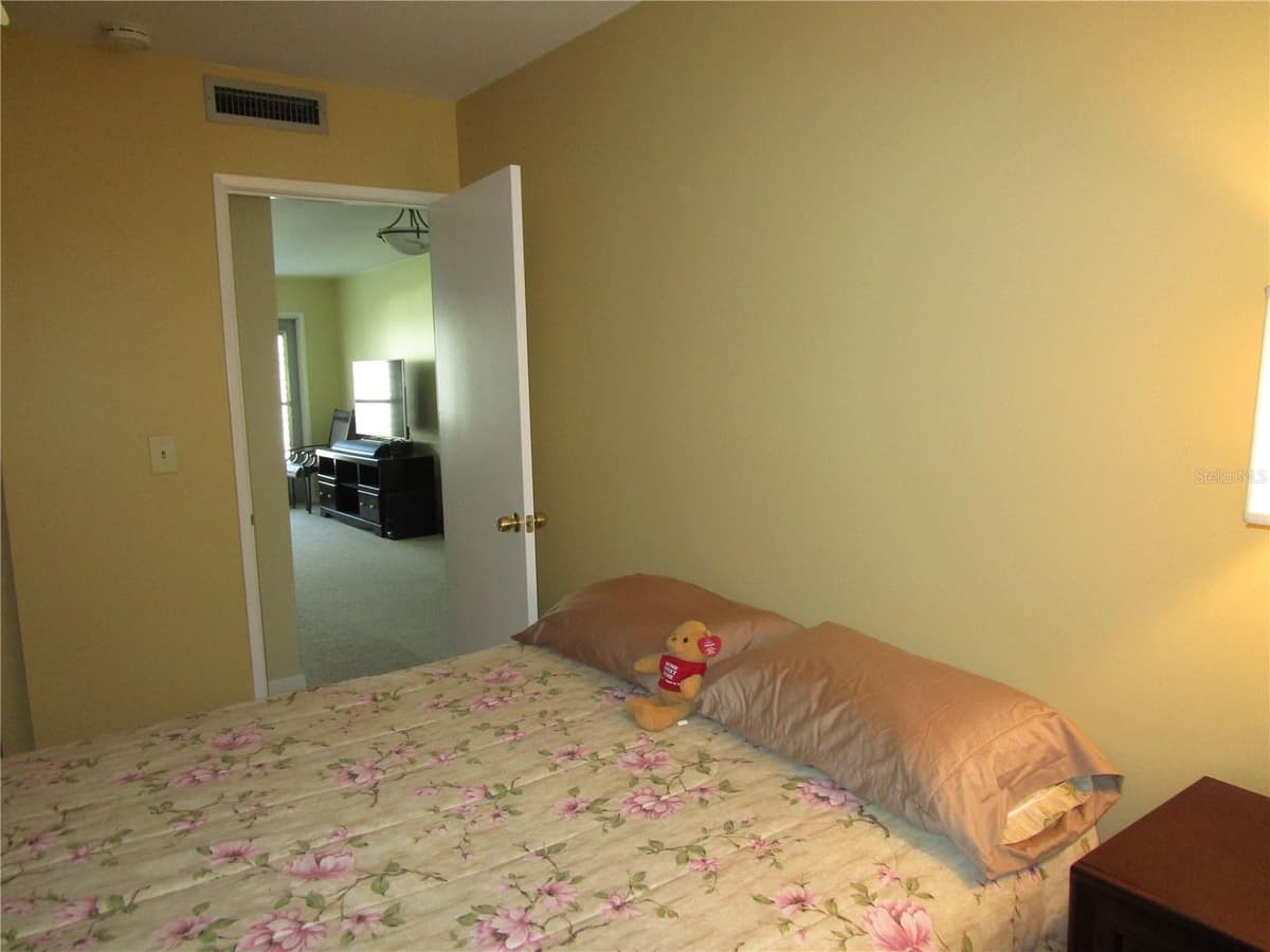 5876 21ST STREET — photo 19 of 43
