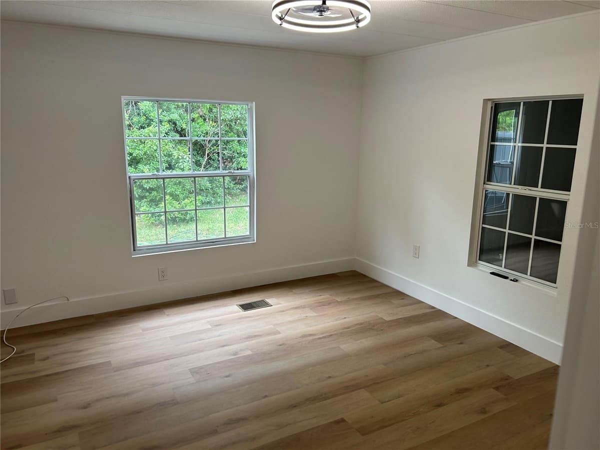 4443 TUCKER SQUARE — photo 20 of 24