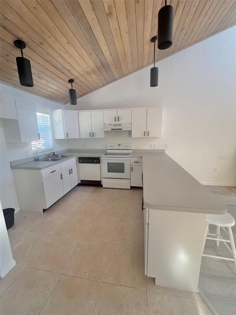 19 ASPEN DR. — photo 14 of 27