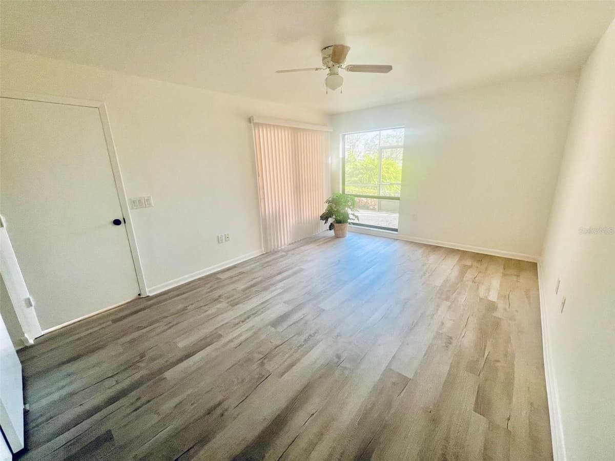 19 ASPEN DR. — photo 16 of 27