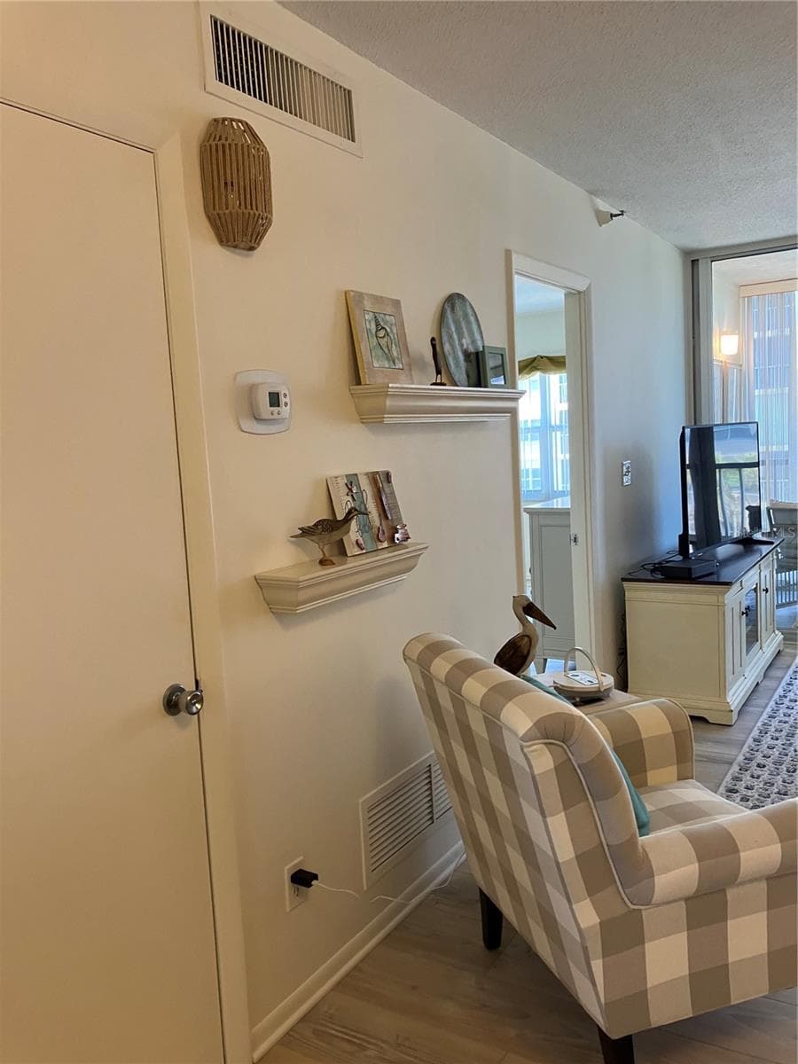 232 SAINT AUGUSTINE AVENUE — photo 12 of 55