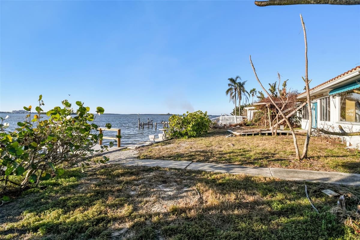 1836 VENETIAN POINT DRIVE — photo 8 of 34