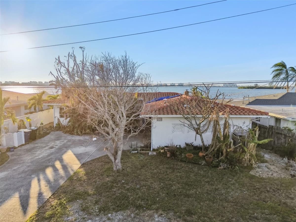 1836 VENETIAN POINT DRIVE — photo 22 of 34