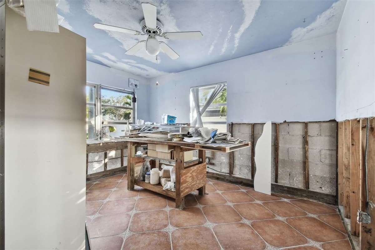 1836 VENETIAN POINT DRIVE — photo 15 of 34