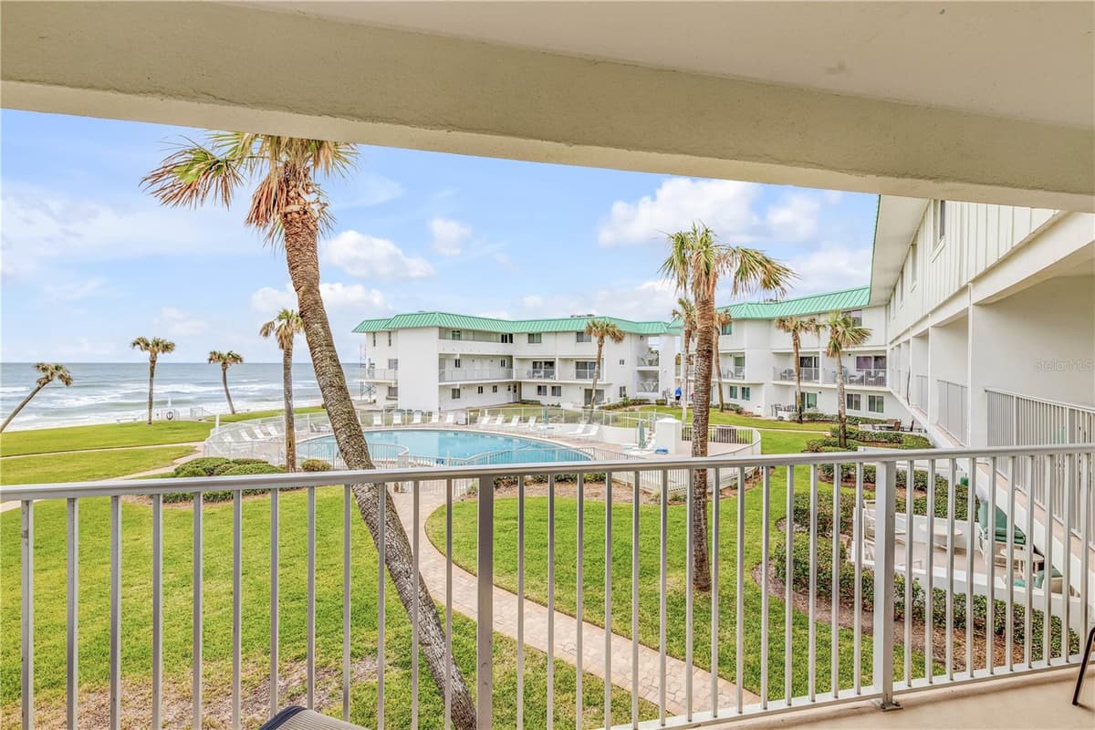 815 OCEAN SHORE BOULEVARD — photo 5 of 42