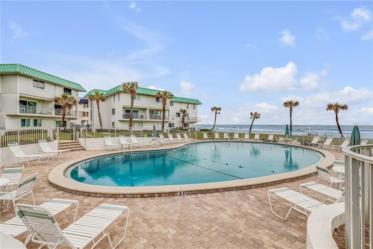 815 OCEAN SHORE BOULEVARD — photo 41 of 42