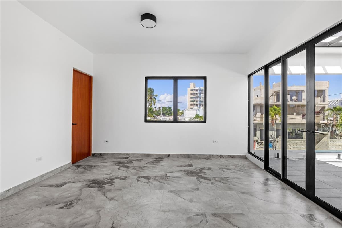 2058 CACIQUE — photo 23 of 38