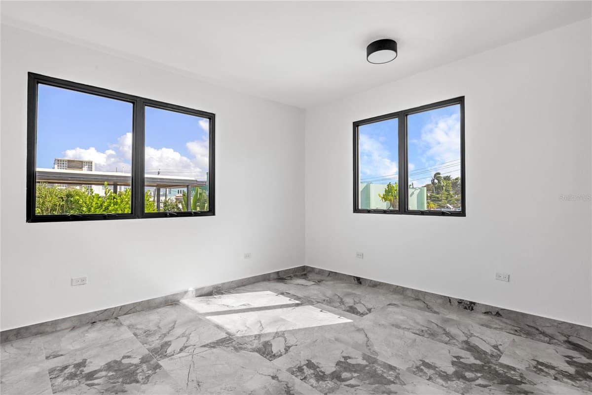 2058 CACIQUE — photo 15 of 38