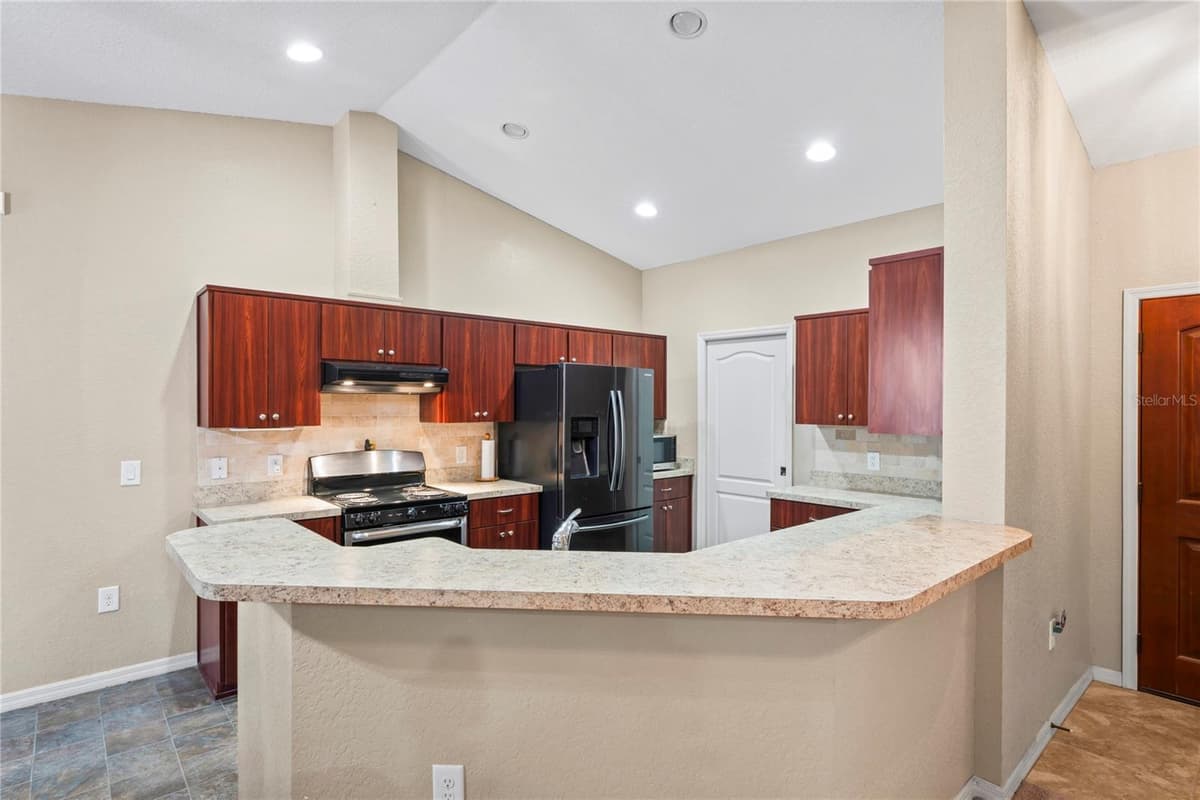 12404 DOLQUIEB LANE — photo 16 of 61