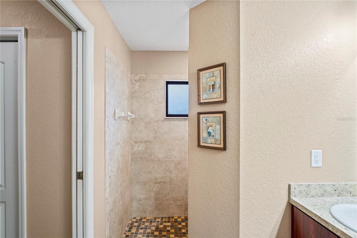 12404 DOLQUIEB LANE — photo 26 of 61