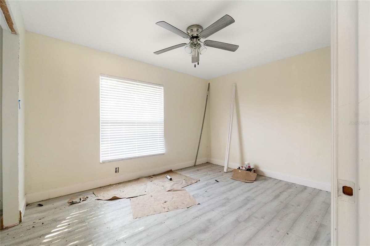 9405 HOLBROOK DRIVE — photo 7 of 14