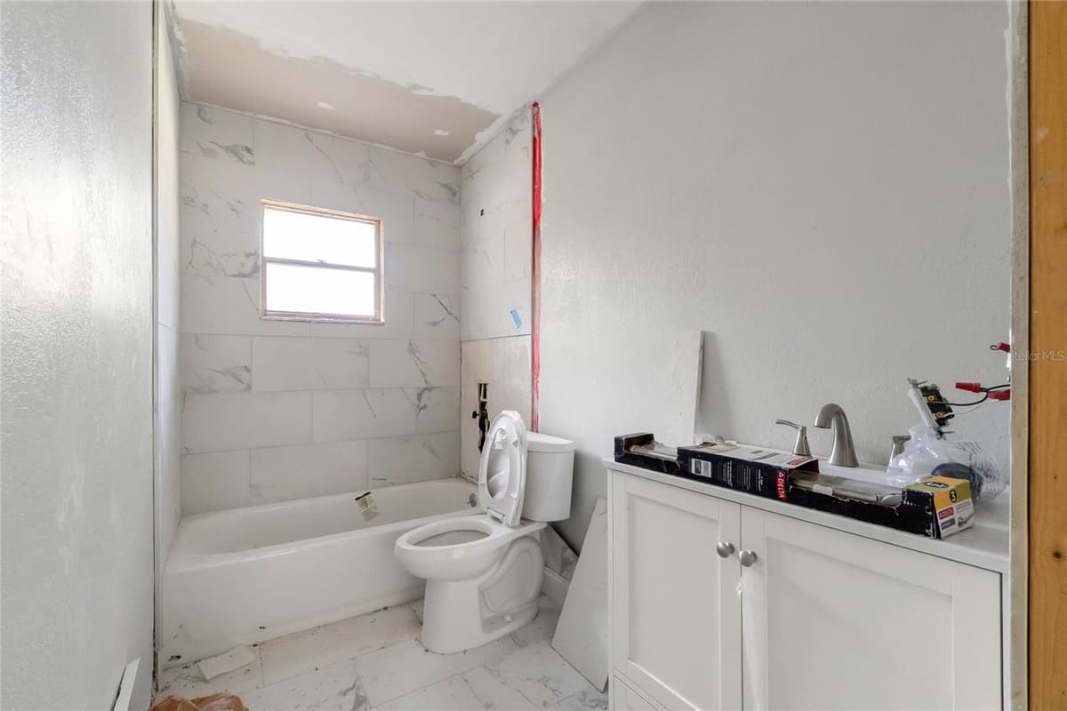 9405 HOLBROOK DRIVE — photo 8 of 14
