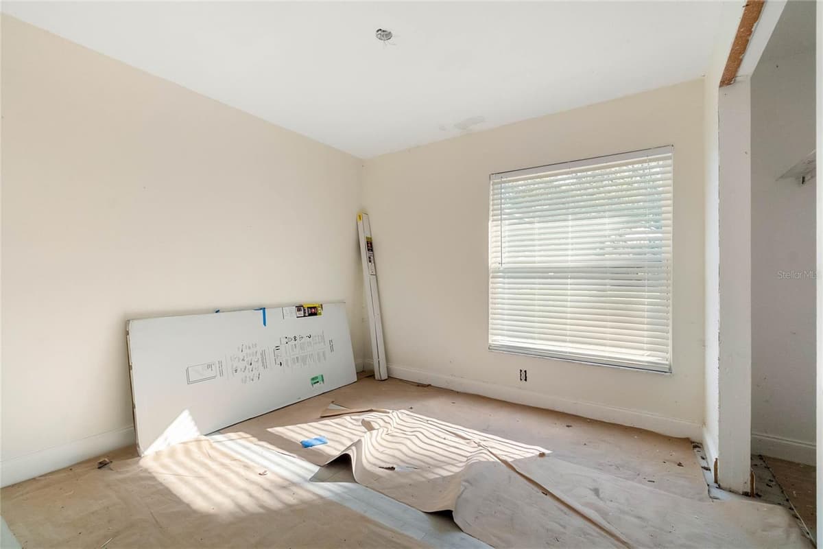9405 HOLBROOK DRIVE — photo 5 of 14