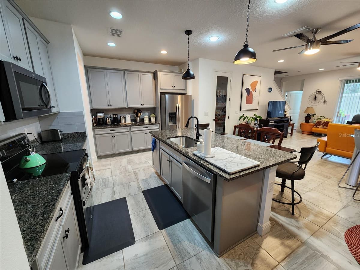 5508 VIOLA LEE WAY — photo 12 of 60
