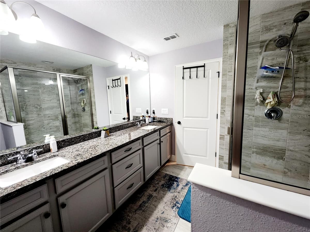 5508 VIOLA LEE WAY — photo 25 of 60