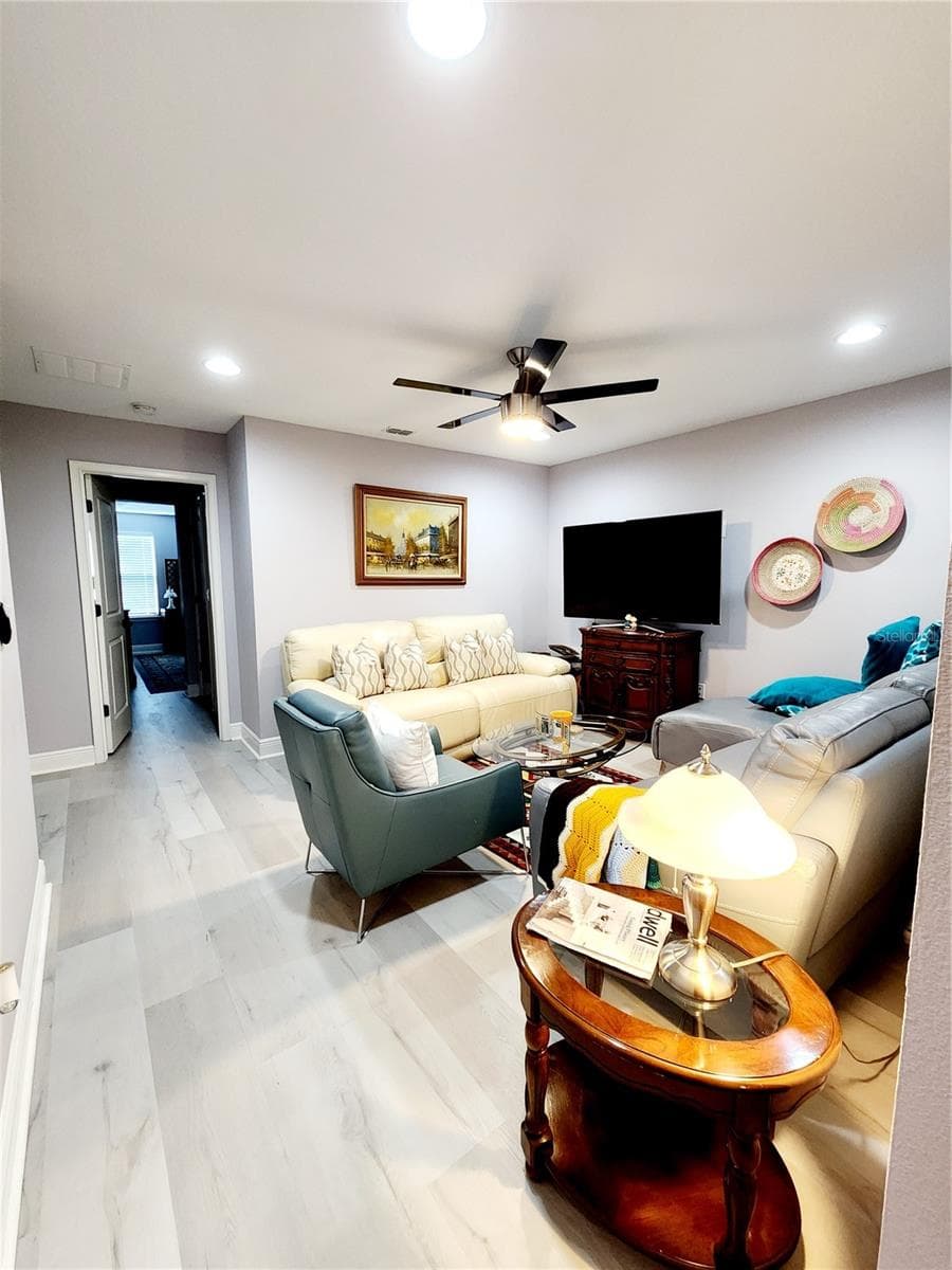5508 VIOLA LEE WAY — photo 40 of 60