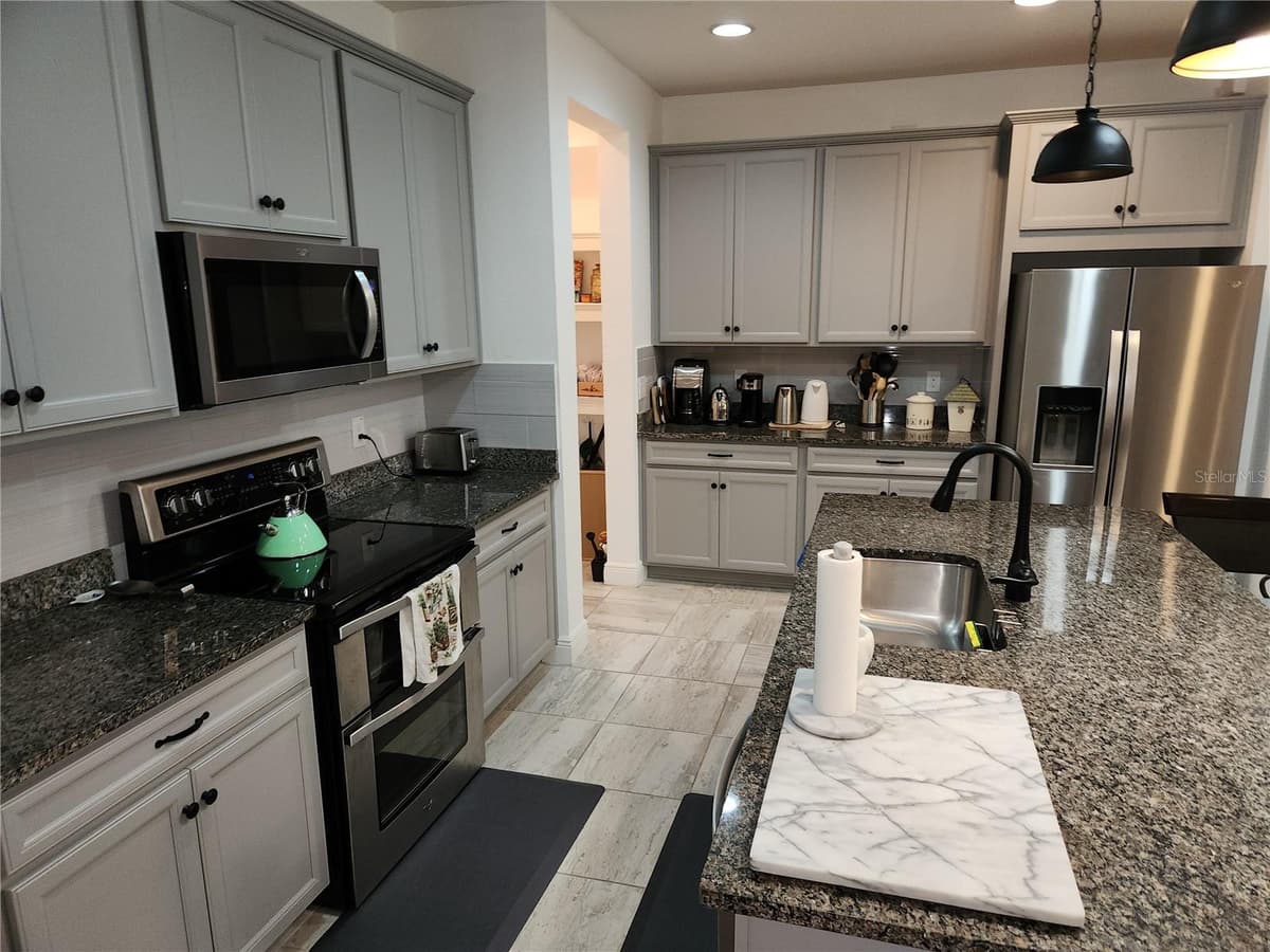 5508 VIOLA LEE WAY — photo 11 of 60